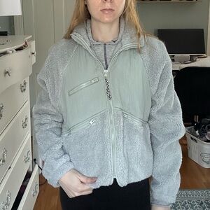 urban outfitters fleece jacket